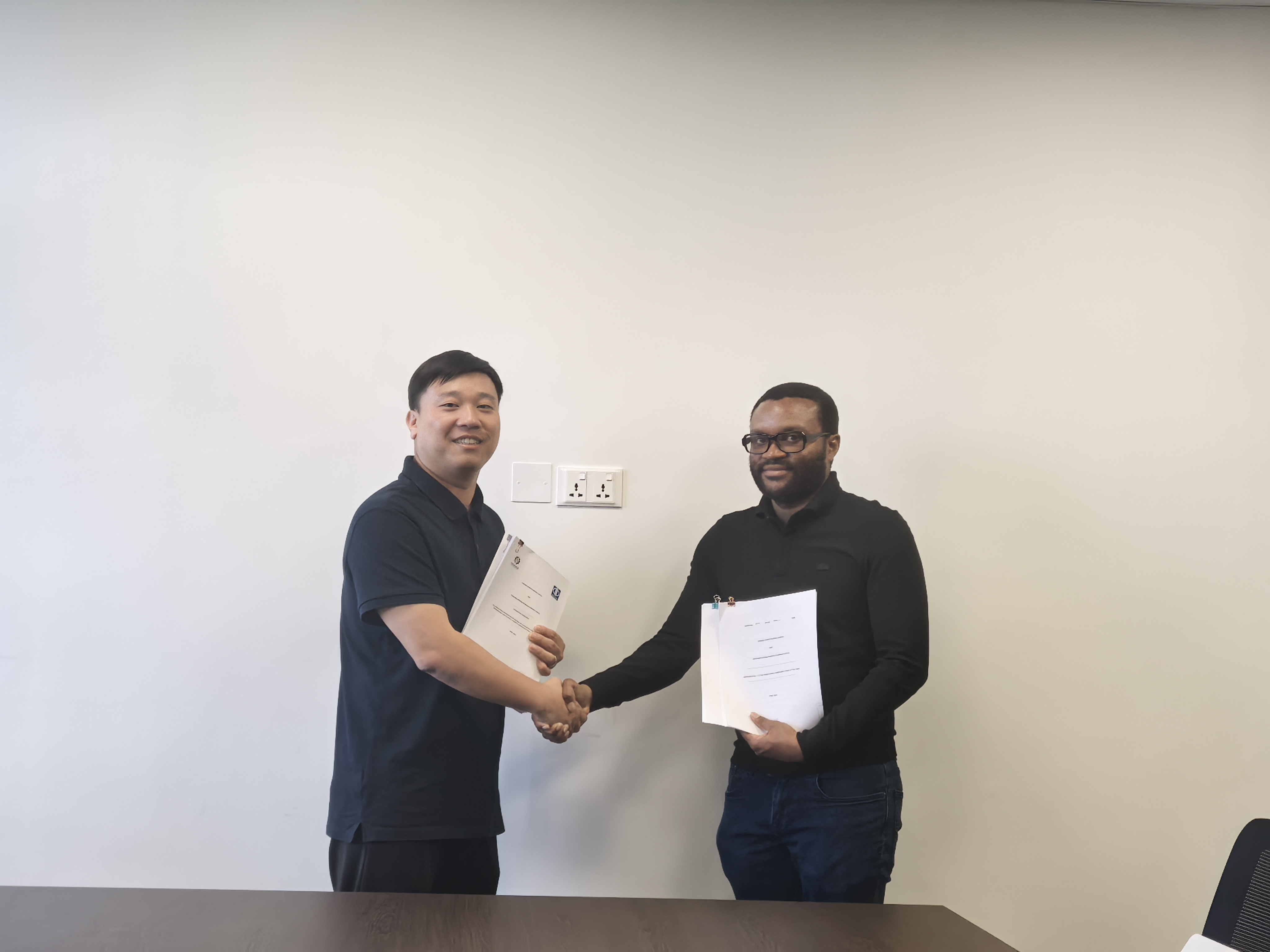 中礦卡通巴礦業(yè)與贊比亞Konona公司簽署電力協(xié)議